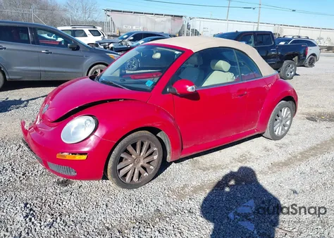 2008 Volkswagen New Beetle Se z USA, uszkodzony, nr VIN 3VWRF31Y98M408000